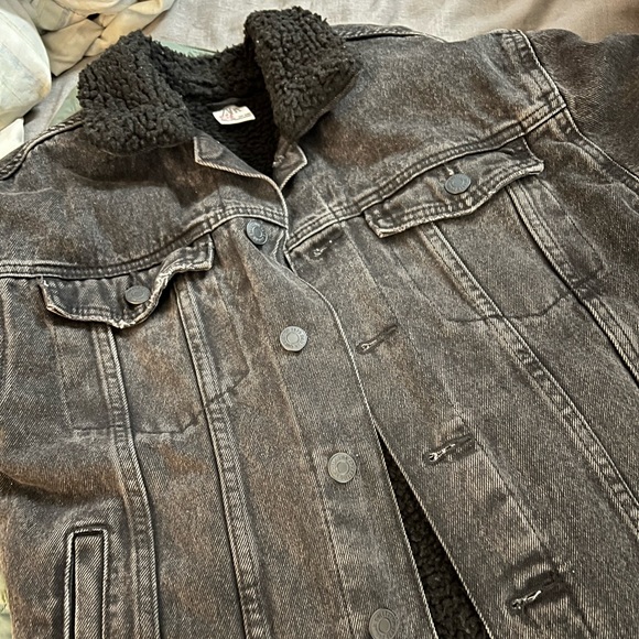 Zara denim jackets, cotton on and Nike - Picture 2 of 4